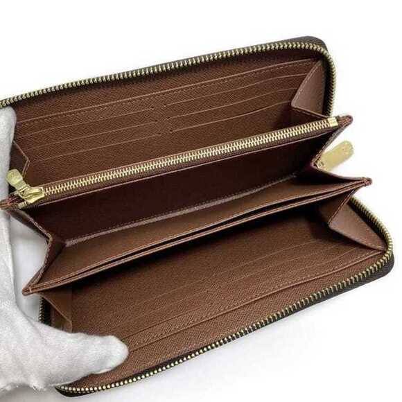 LOUIS VUITTON Brown Monogram Wallet - Picture 6 of 9